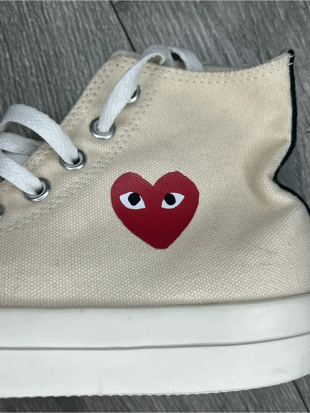 Comme Des Garçons PLAY x Converse Chuck 70 High 'Milk' Men’s Size 7 Women’s 8.5